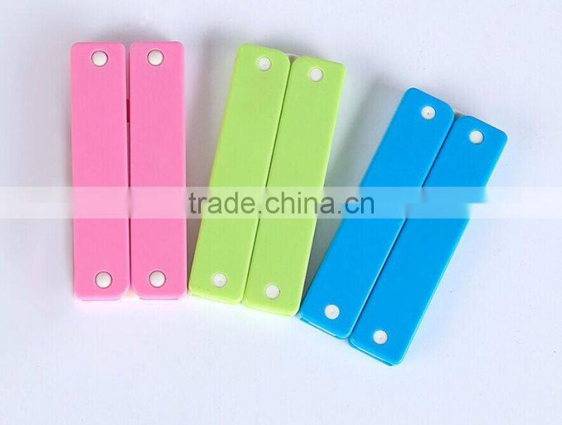 Plastic clothes hanger travel foldable hanger