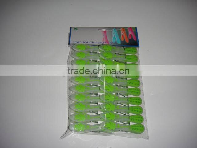 plastic colourful clothes hangers Plastic clothespin/clothes peg/clothes clip