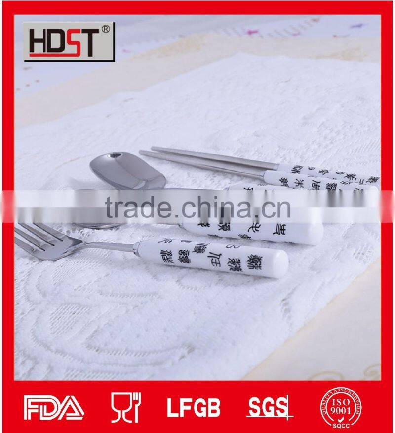 Low price promotion cutlery;wholesale 18/0 stainless steel popular ceremic handle flatware set