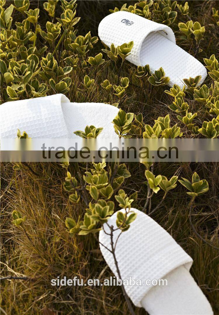 Personalized Closed Toe Disposable Hotel Waffle Slipper