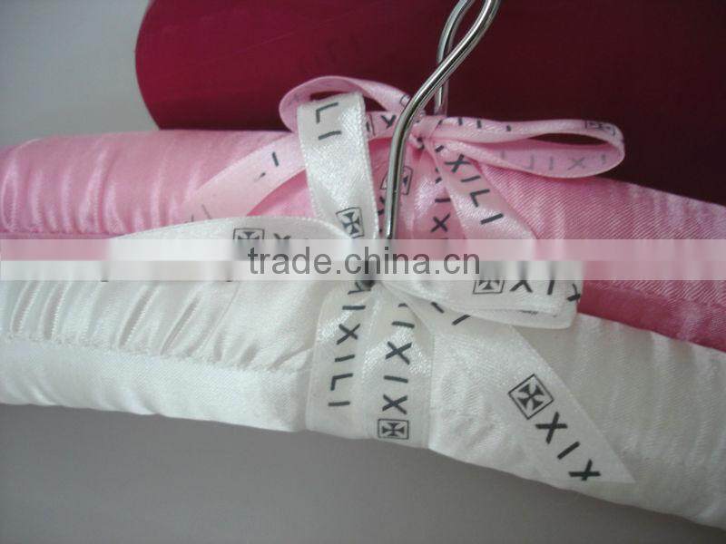 EM1307-002 salmon color satin hanger orange fabric hanger