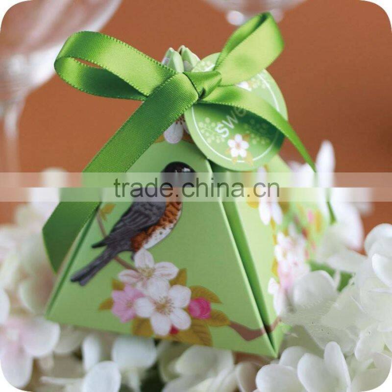 chinese style creative triangle shape full color wedding gift paper candy box