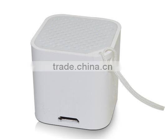 Anti-lost Super mini cube box bluetooth speaker with camera remote