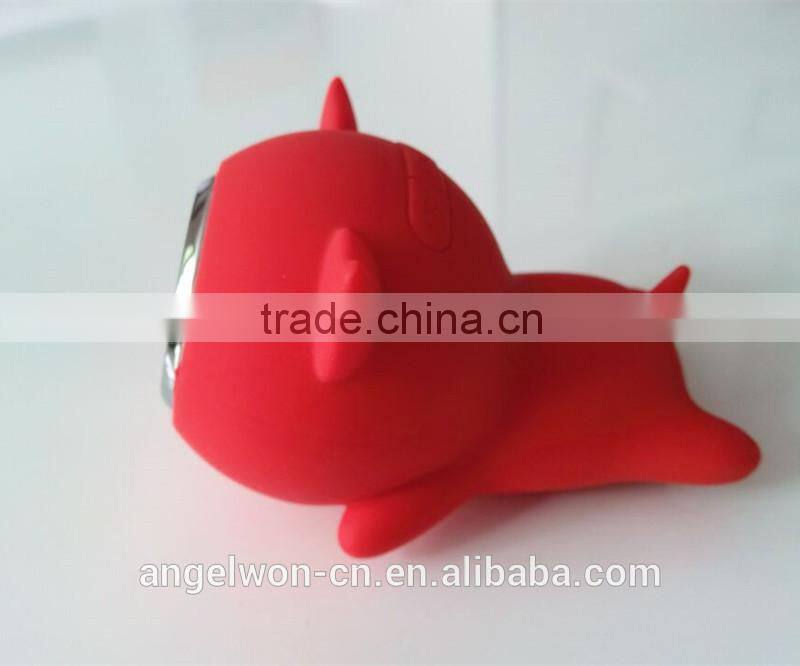 2015 mini cute piggy shape bluetooth waterproof speaker shockproof silicone speaker