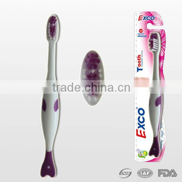 2016 new designed soft bristle feature kids tooth brushes, fish mould animal design kids toothbrush