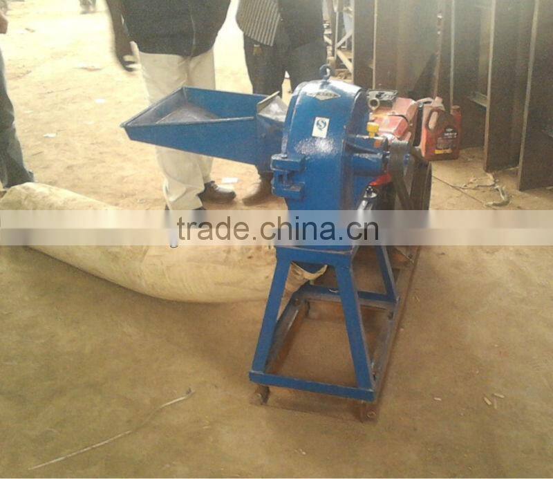 Electric corn grinder for chicken feed