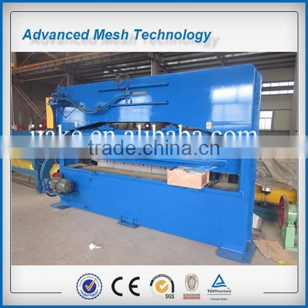 CNC automatic welded wire mesh fence machine