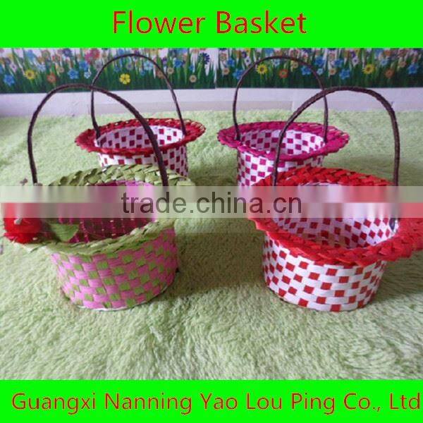 home and garden decor metal plant hanger planter with bracket wrought iron crafts metal plant Hanging Basket