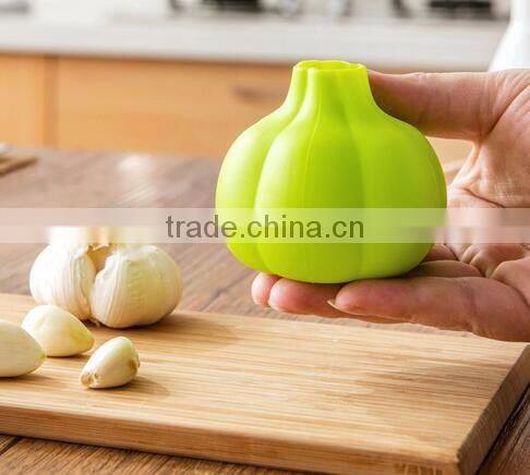 cy287 new creative Silicone Garlic Peeler Kitchen Gadget Roller Tool Kitchen Accessory Tool