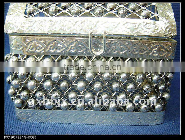 Silver square pearl wire storage compartment box