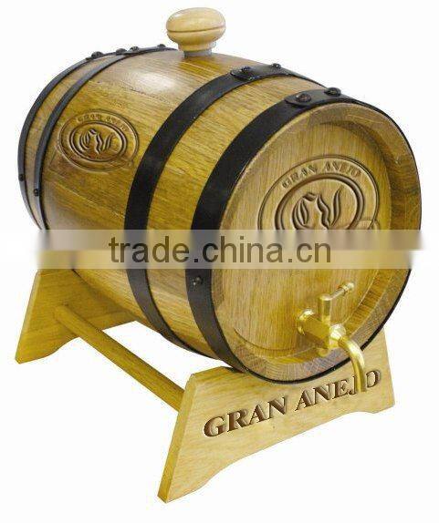 oak wood wine barrel