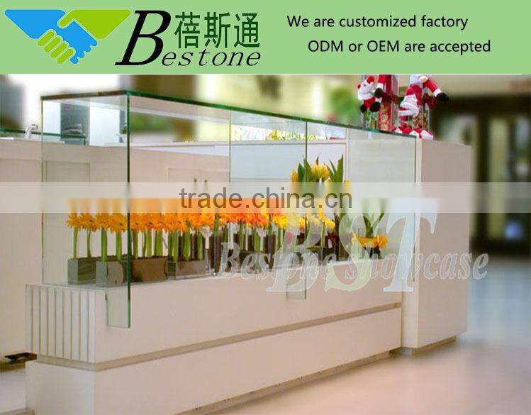 retail mall flower kiosk design