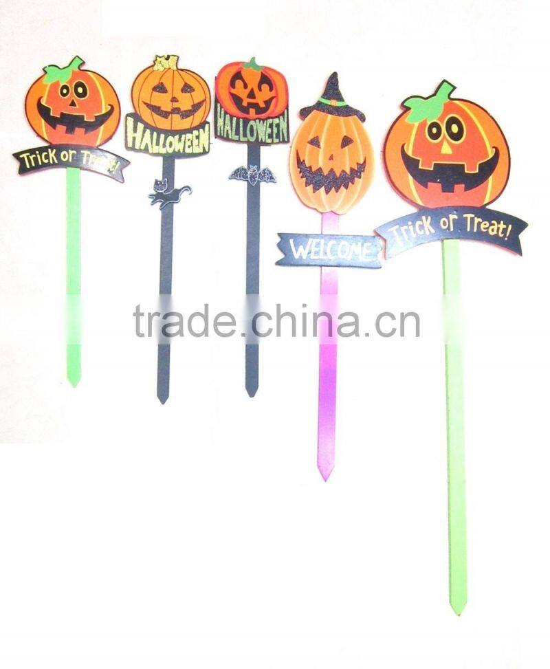 Wooden halloween garden decoration