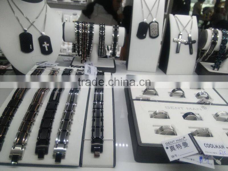 2016 fashion ring hot selling ring wholesale carbon fiber gold plating tungsten carbide ring