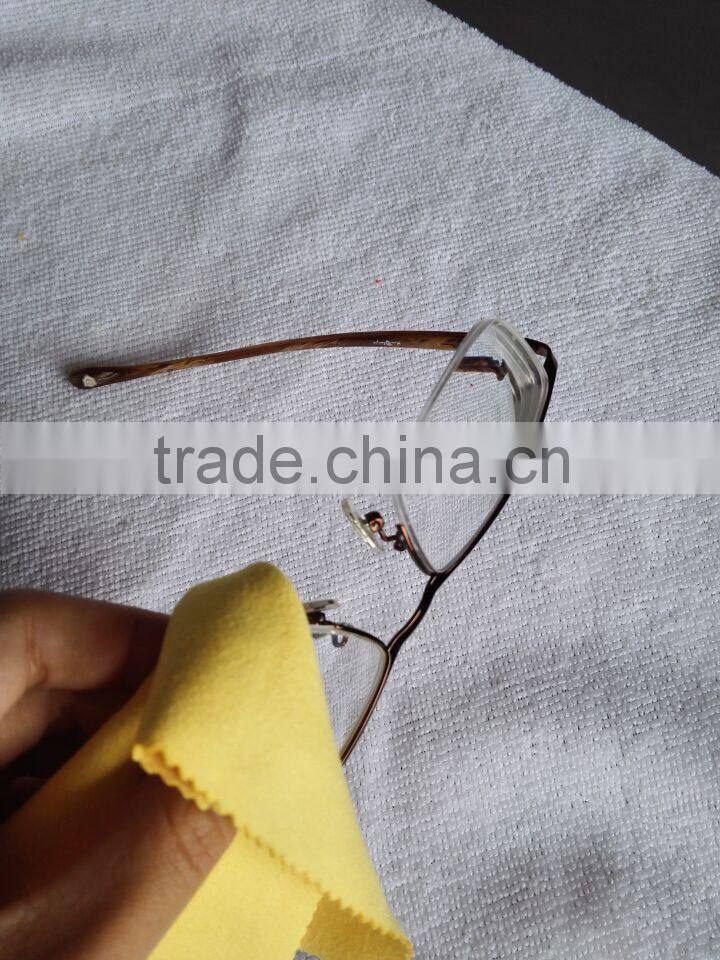 Microfibre lens cleaning cloth