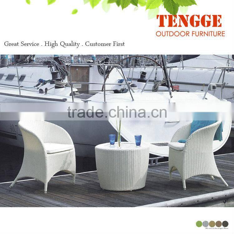 jumbo rattan beach chair