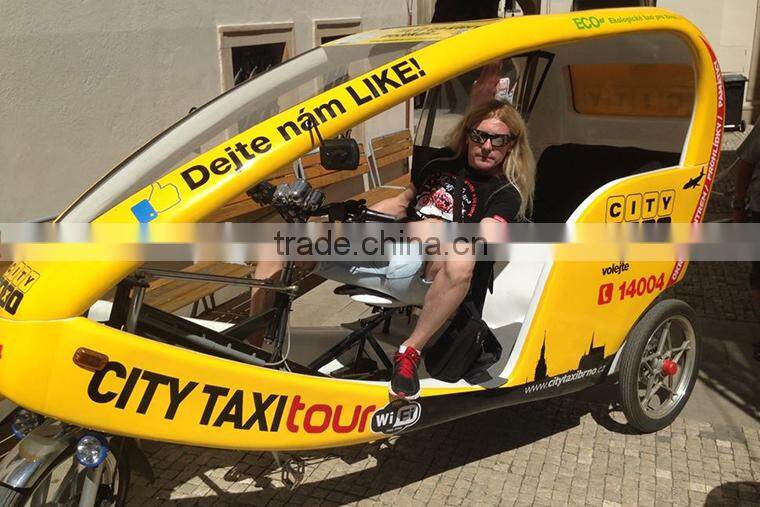 Travelling electric rickshaw for passenger