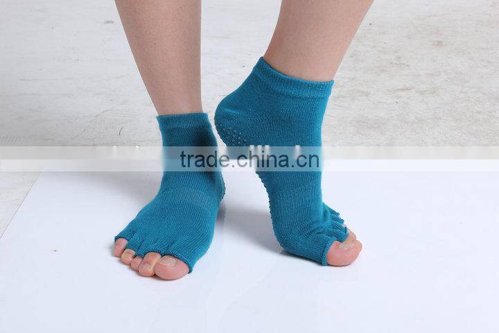OEM accepted trampoline fitness sports jump socks