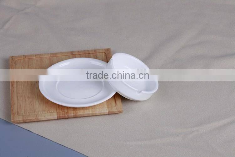 restaurant white round fine China ceramic ashtray