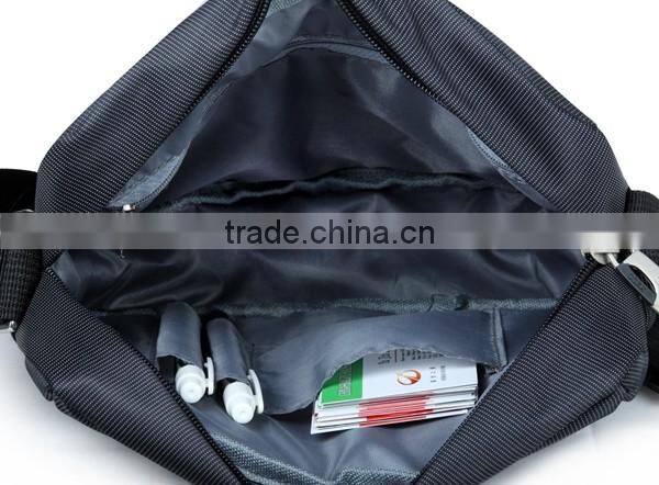 light weight messenger shoulder bag for men