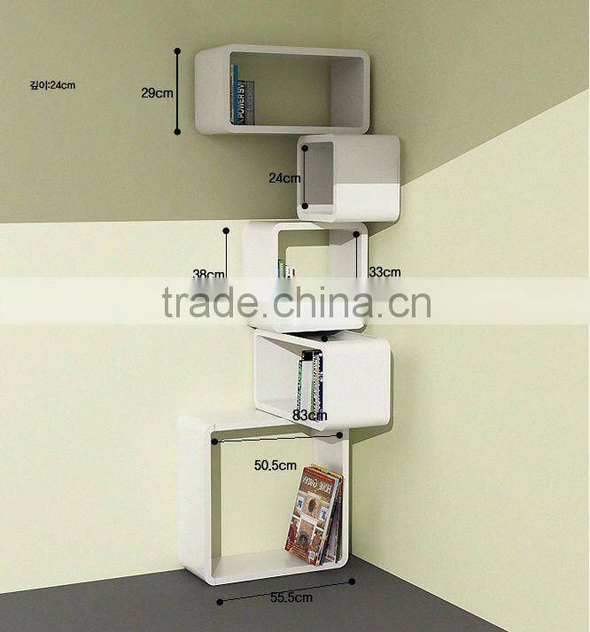 Design wall hanging cubes