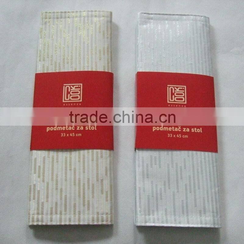 red golden thread glove set and silver glitter sunshine glitter glove set and pot holder