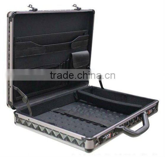 BRAND NEW BLACK ALUMINUM LAPTOP NOTEBOOK ATTACHE HARD CASE