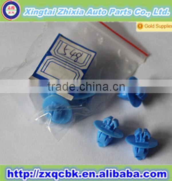 Auto clips and plastic fasteners on sell/Auto Door Panel Clips