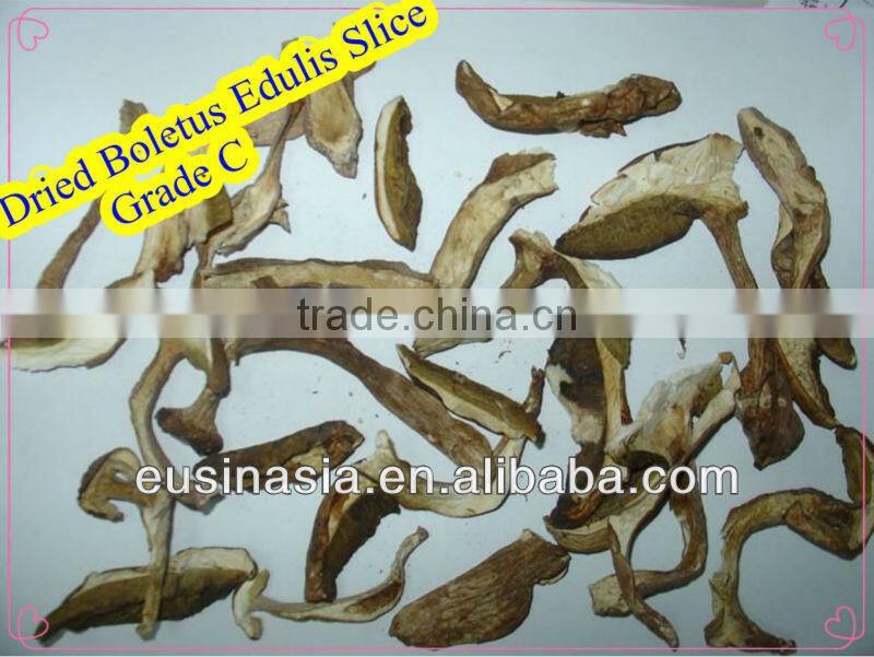 sliced porcini boletus edulis