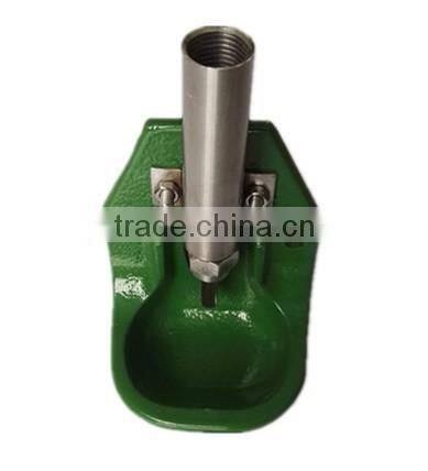 Cast iron water bowl for sheep