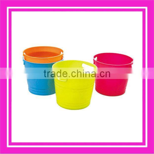 3.8 L plastic ice bucket