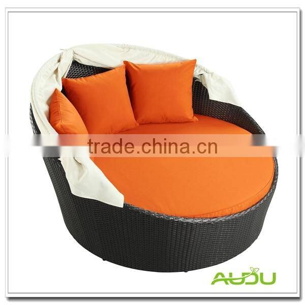 Audu Big Size Round Rattan Outdoor Daybed