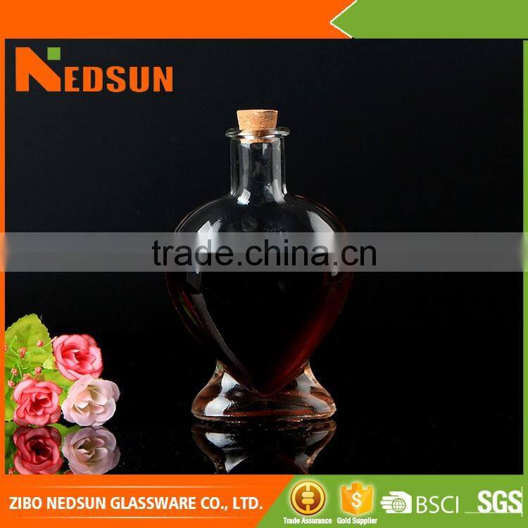 New design glass bottles for body oil with cork