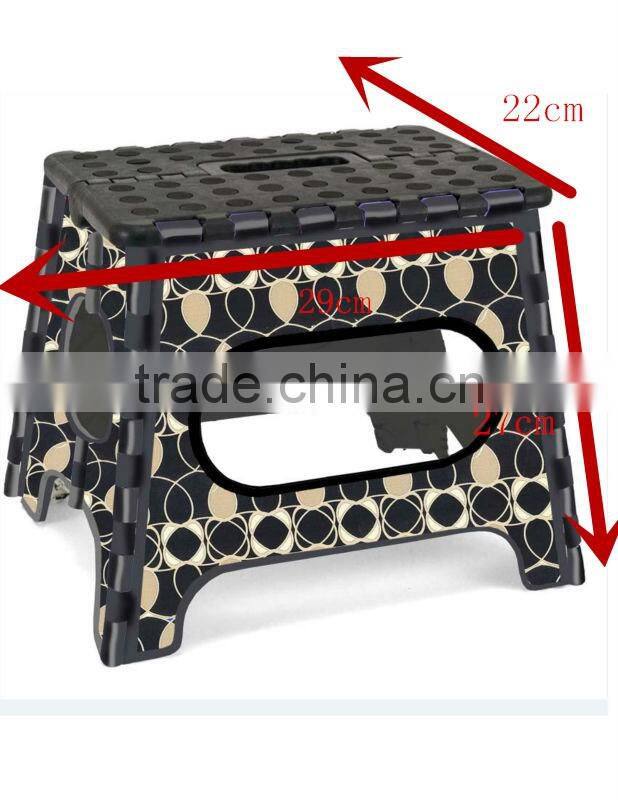 Beautiful painting Living room folding chair with handle