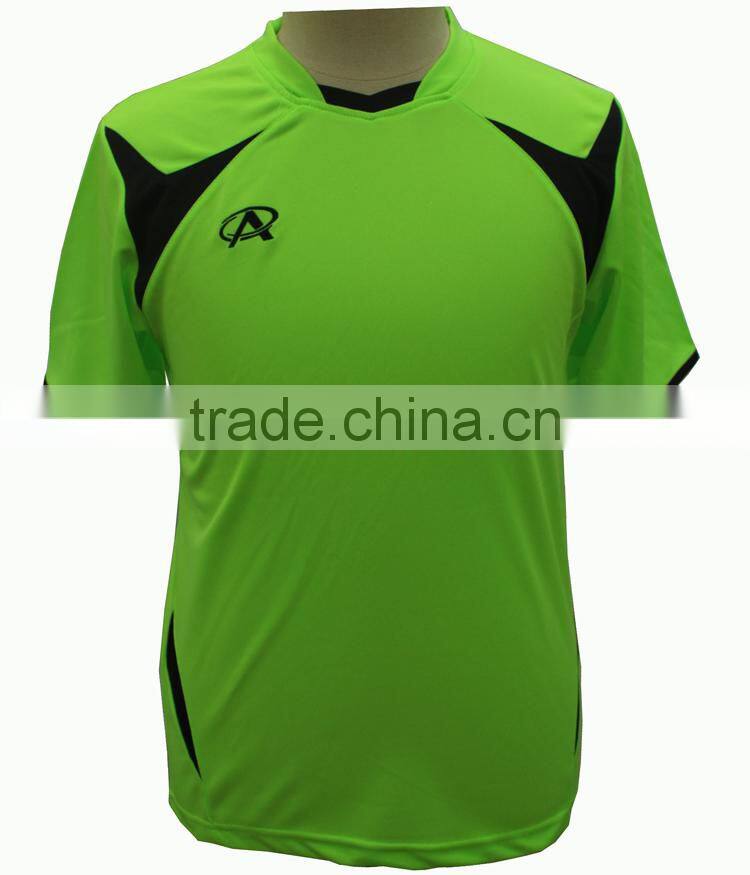 2015 hot selling wholesale cheap football uniform newest soccer jersey set