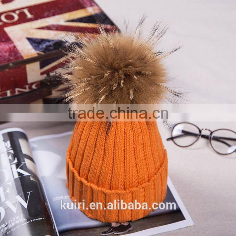 Factory wholesale knitted hat with real raccoon fur ball