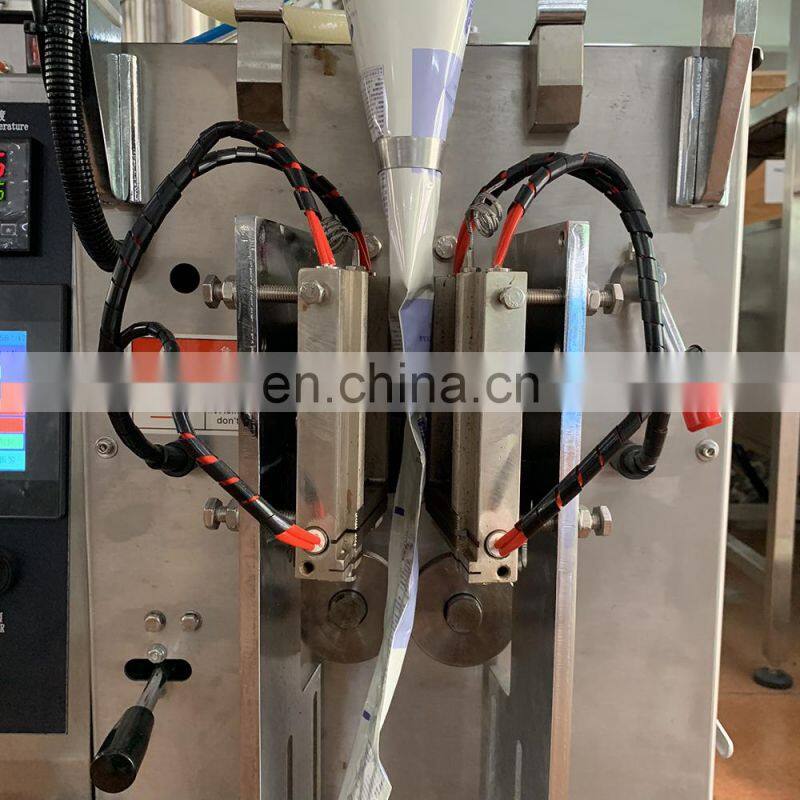 Dession Vertical Packing Machine For 5 ml Disposable Shampoo Shower Gel