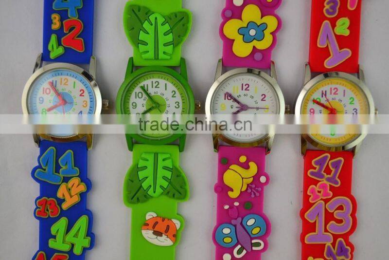 New stylish trendy popular silncone kids watch with colorful strap watch