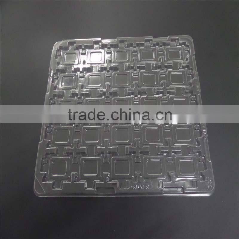 clear plastic rectangular tray