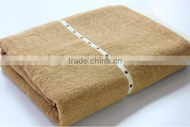 100% cotton terry placement print luxury bath towel