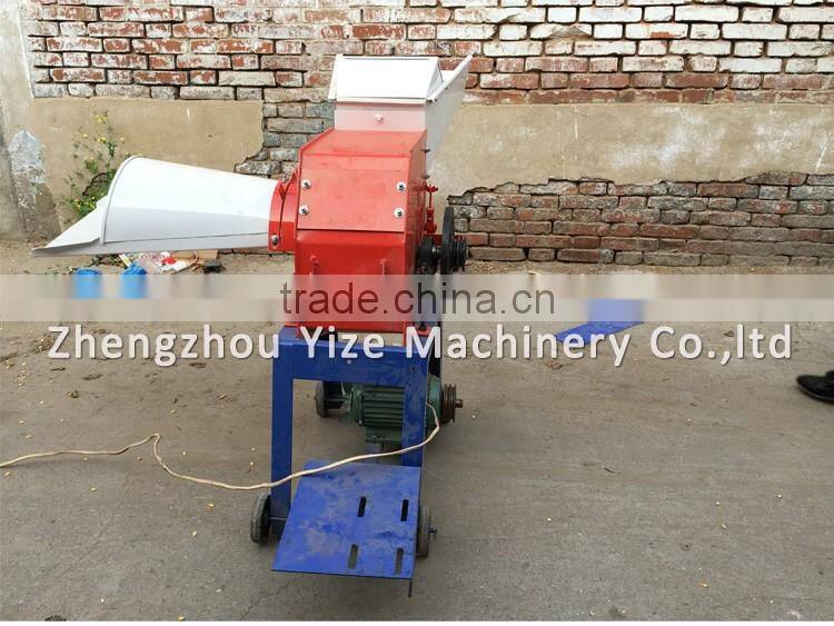 Diesel engine power type chaff cutter / herb crusher / straw breaker