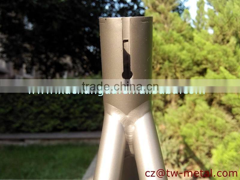 Customized Titanium road bicycle frame touring bike frame with polished logo & Integrated head tube