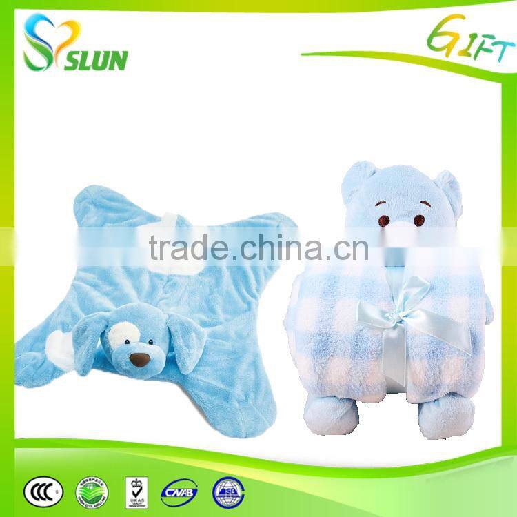 Super soft plush flannel fleece blanket with woven label