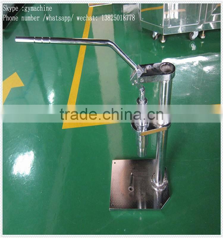 Manual oral liquid bottle capping machine
