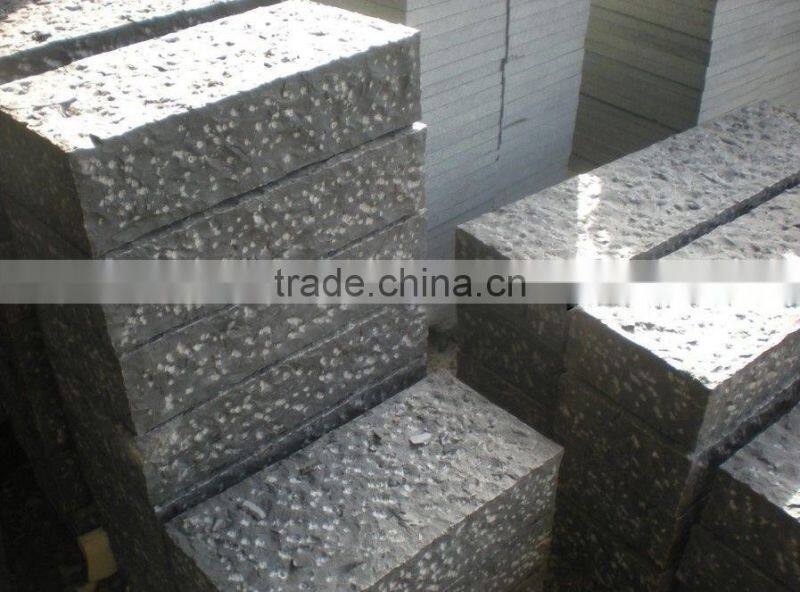 Zhangpu Black Basalt Stone Balustrade Rough Picked