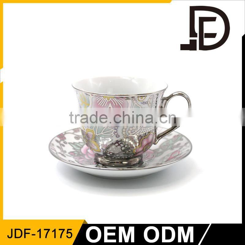 Golden Autumn Promotion Fine Ceramic Cup And Saucer / Antique Bone China Cups And Saucer Set