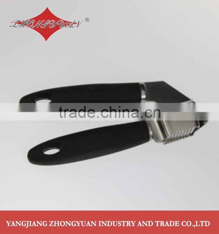 Kitchen gadget stainless steel garlic press with good handle