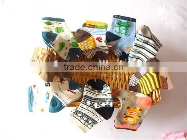 100%cotton cartoon anti-slip children socks