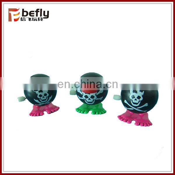 Plastic frog winding jumping toy