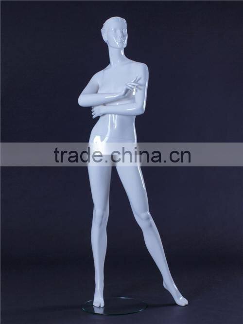 Christmas window display female mannequins with abstract face